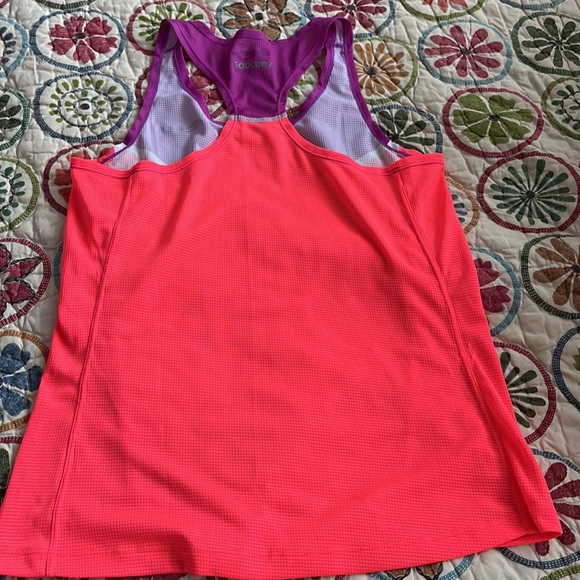 3-piece running set Size Small! - Picture 3 of 9